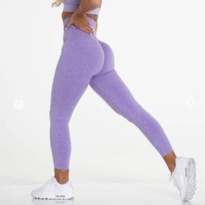 NVGTN NWT Lilac speckled Scrunch Seamless Leggings Size M